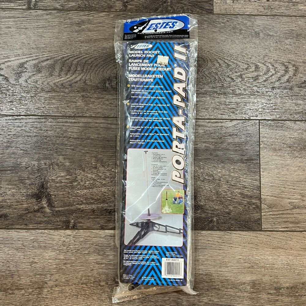 NEW IN PACKAGE! Estes 302215 Porta-Pad II Launch Pad